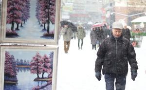 Foto: Dženan Kriještorac / Radiosarajevo.ba / Sniježne pahulje u Sarajevu
